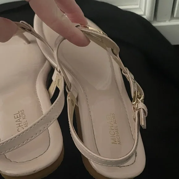Michael Kors Blush Sandals with Gold Emblem - Picture 8 of 12